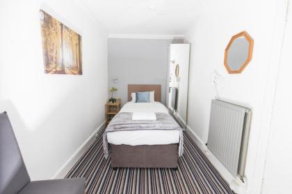 Edinburgh Rays Guest House - image 17