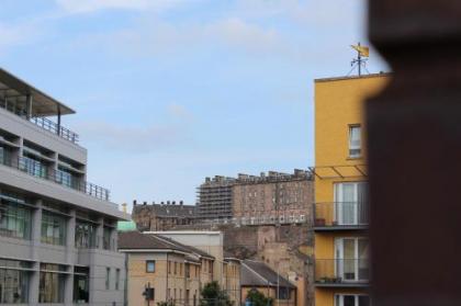 City Centre Rooms-Lauriston - image 12