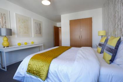 Edinburgh Waterfront Apartments - image 16