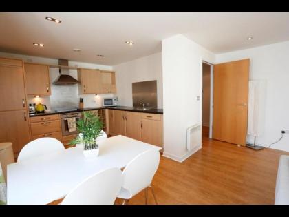 Edinburgh Waterfront Apartments - image 19