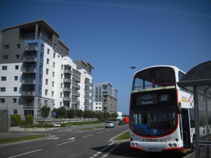 Edinburgh Waterfront Apartments - image 4