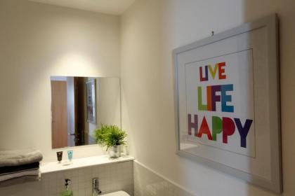 Edinburgh Waterfront Apartments - image 5