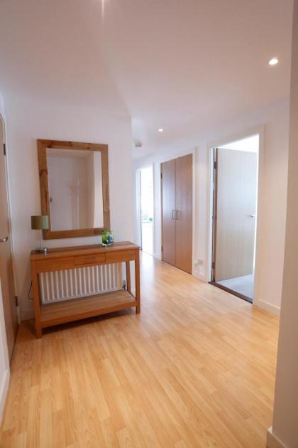 Edinburgh Waterfront Apartments - image 9