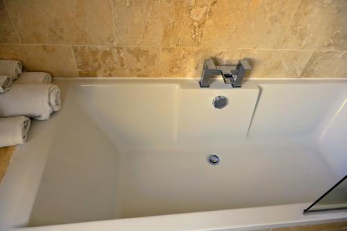 Edinburgh Holiday Guest House - image 5
