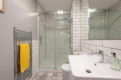 Rose Apartment - image 10