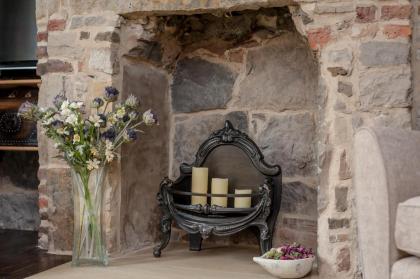 Rose Apartment - image 15