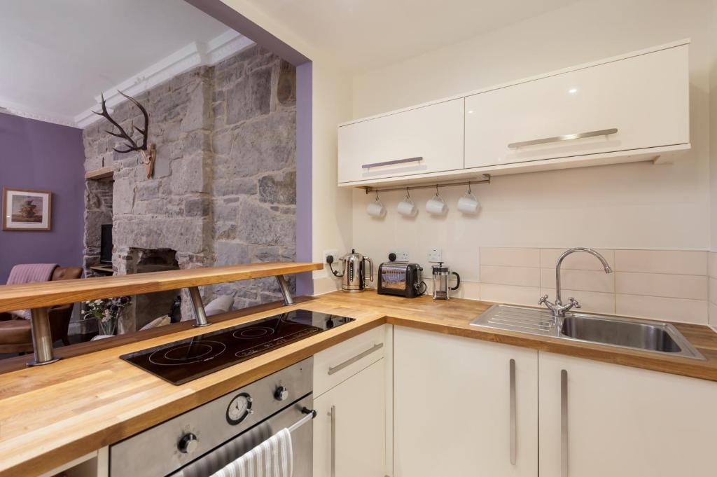 Rose Apartment - image 6