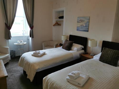 Brig O'Doon Guest House - image 2