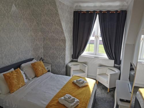 Brig O'Doon Guest House - image 3