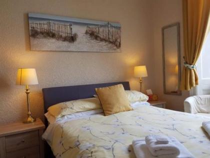 Brig O'Doon Guest House - image 5