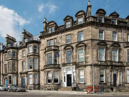 Travelodge Edinburgh Haymarket - image 19
