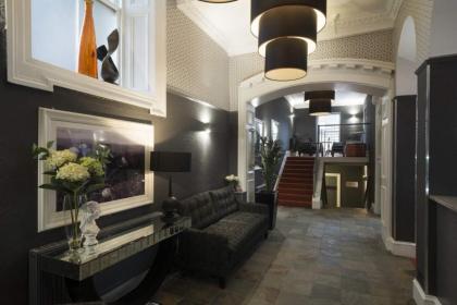 Sonder Royal Garden Apartments - image 18