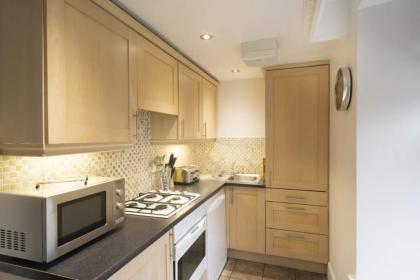 Sonder Royal Garden Apartments - image 28