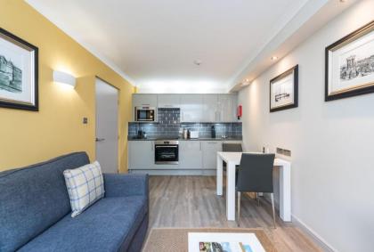 Sonder Royal Garden Apartments - image 2
