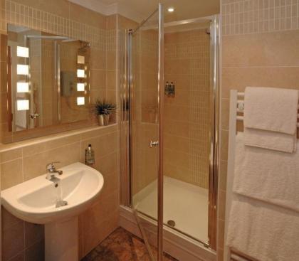 Sonder Royal Garden Apartments - image 3