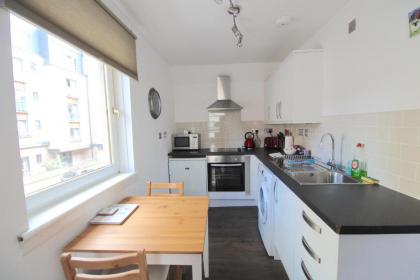 Lochrin Apartments - image 11