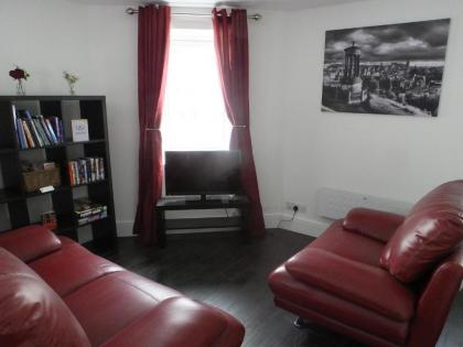 Lochrin Apartments - image 16