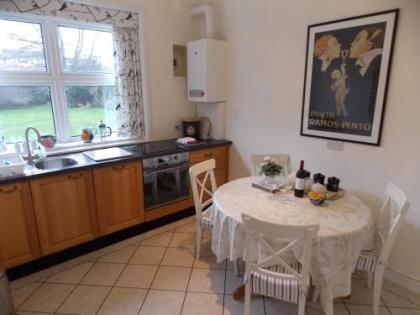 Violet Bank Apartment Morningside - image 12