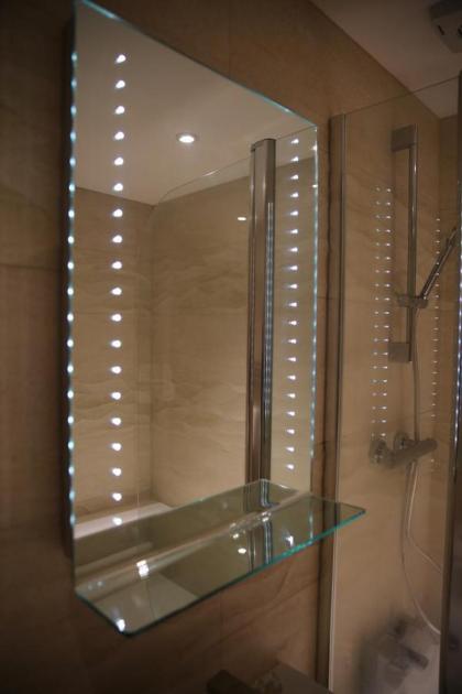 Dalry House Residence - image 17