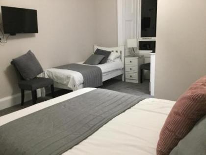 Amaryllis Guest House - image 15