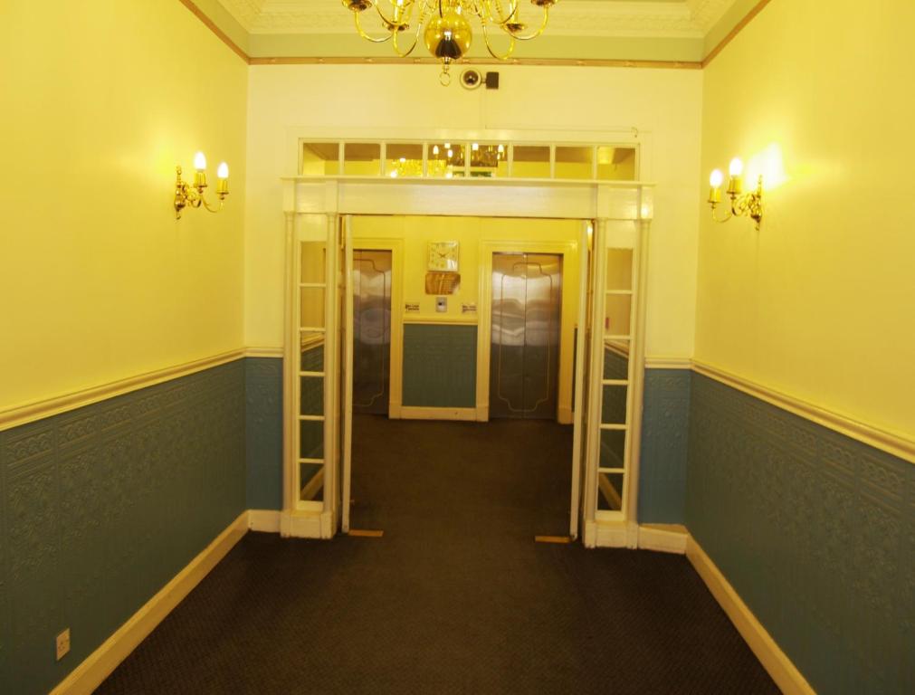 Royal Mile Mansions Apartment Edinburgh - image 7