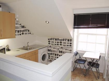 Niddry Street Apartments Edinburgh - image 14