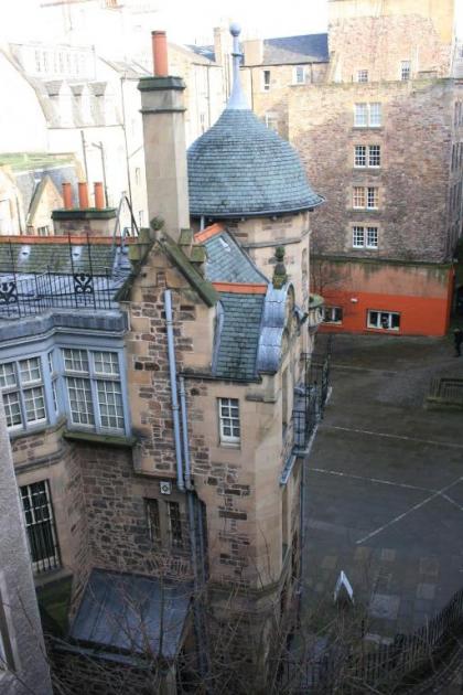 Royal Mile Budget Apartments - image 5