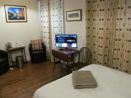Lantern Guest House - image 2