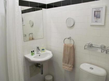 Lantern Guest House - image 3