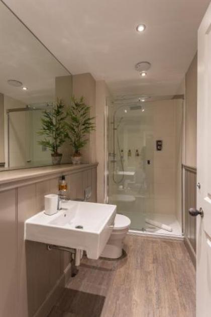 No1 Apartments Edinburgh - George IV Bridge - image 14