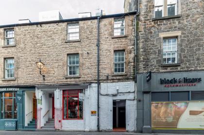 Edinburgh City Center Coady Apartment SLEEPS 5 FREE CAR PARK SPACE - image 11