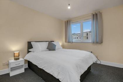 Edinburgh City Center Coady Apartment SLEEPS 5 FREE CAR PARK SPACE - image 18