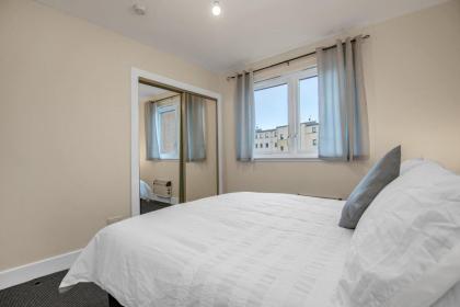 Edinburgh City Center Coady Apartment SLEEPS 5 FREE CAR PARK SPACE - image 20