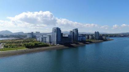Grand Harbour Apartments - image 1