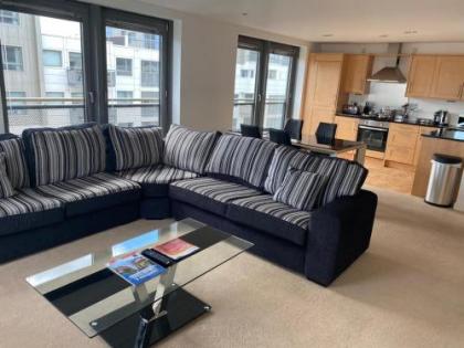 Grand Harbour Apartments - image 2