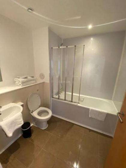 Grand Harbour Apartments - image 20