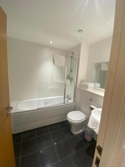 Grand Harbour Apartments - image 7