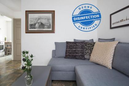 Grassmarket Apartment - image 1
