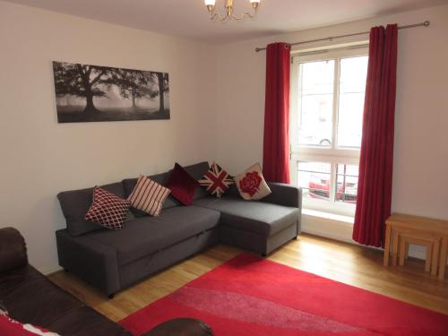 Waverley Park Apartment - main image