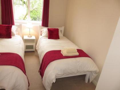 Waverley Park Apartment - image 11