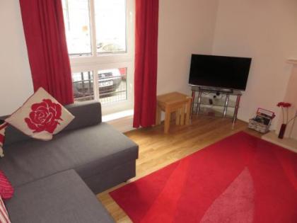 Waverley Park Apartment - image 12