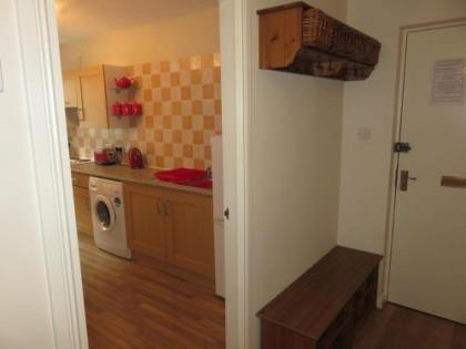 Waverley Park Apartment - image 3