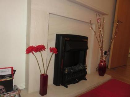 Waverley Park Apartment - image 4