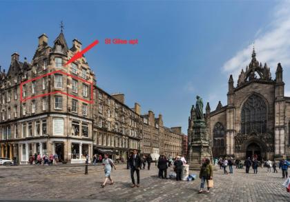 St Giles Royal Mile - image 16