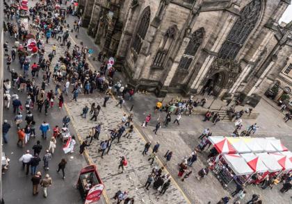 St Giles Royal Mile - image 25