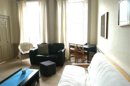Royal Mile Group Apartments - image 4