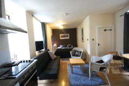 Royal Mile Group Apartments - image 6