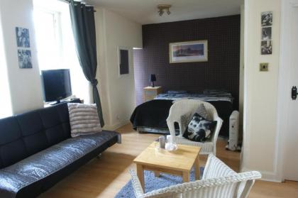 Royal Mile Group Apartments - image 9