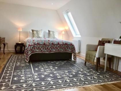 Antler Guest House - image 4
