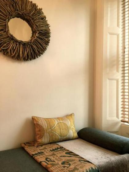 Antler Guest House - image 8
